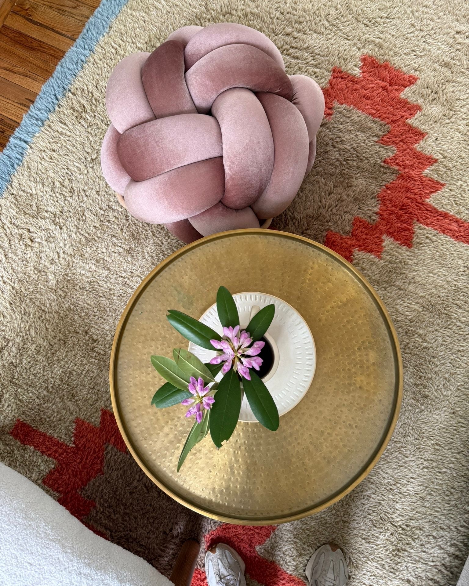 (M) Mauve Knot Ottoman