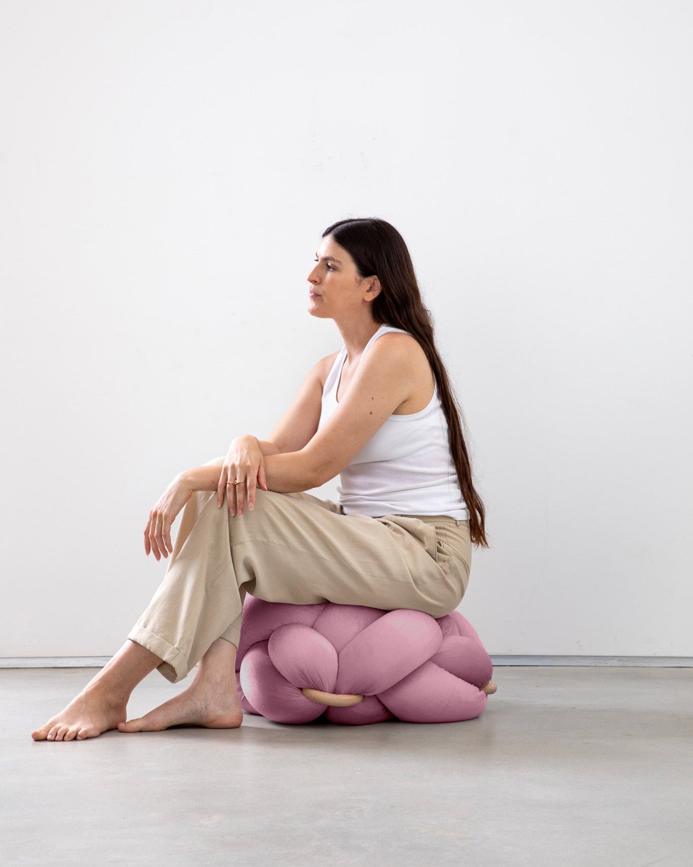 (M) Mauve Knot Ottoman