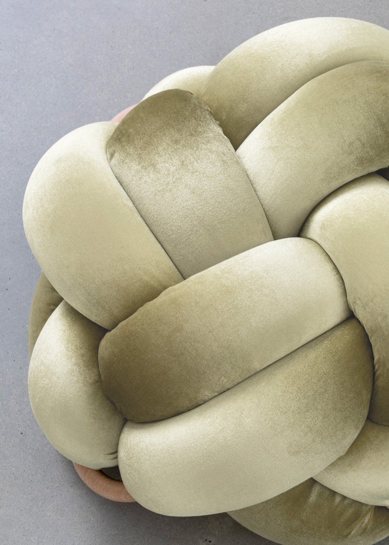 (L) Ivory Knot Ottoman